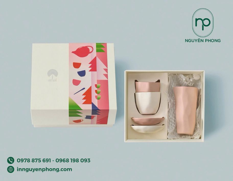 mau-hop-dung-am-chen-dep